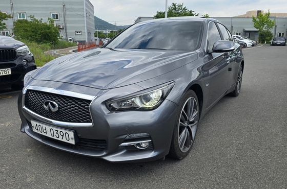 Infiniti Q50 2.2d Exclsive — пробег 85 901 км — фото 1 из 5