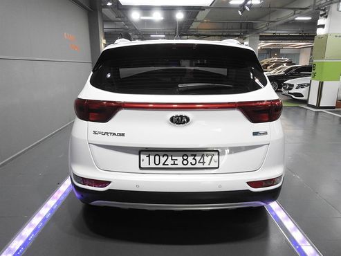 Kia Sportage Diesel 2WD Prestige — пробег 68 670 км — фото 3 из 5