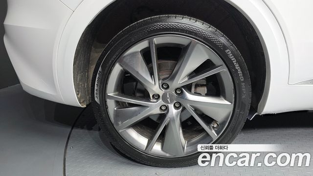 Genesis GV70 из Кореи Encar