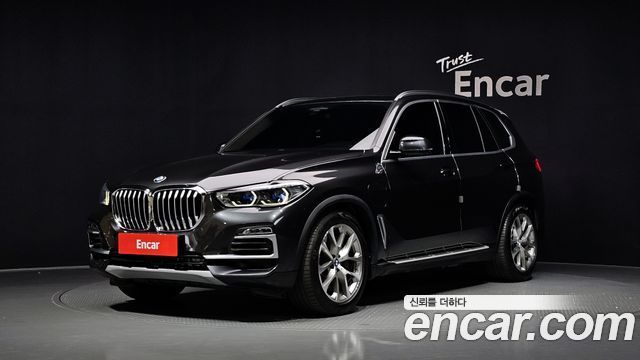 BMW X5 xDrive 45e xLine — пробег 161 137 км — фото 1 из 5