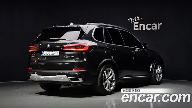 BMW X5 xDrive 45e xLine — пробег 161 137 км — фото 2 из 5