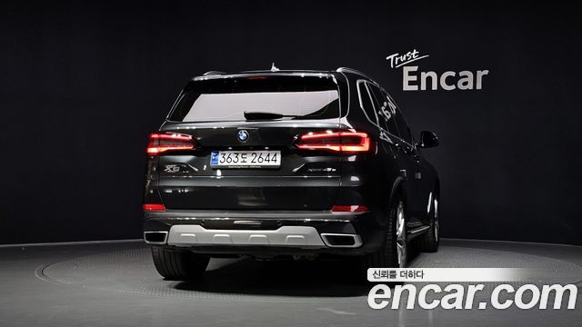 BMW X5 xDrive 45e xLine — пробег 161 137 км — фото 4 из 5