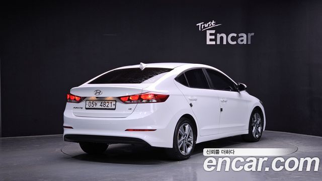 Hyundai AVANTE из Кореи Encar