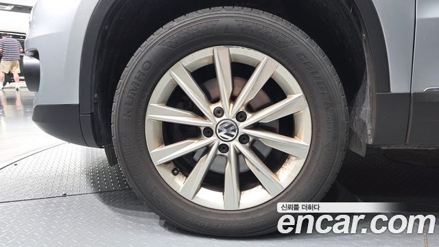 Volkswagen Tiguan из Кореи Encar