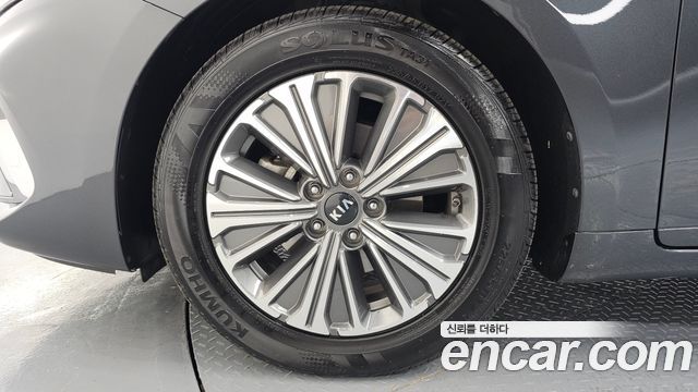 Kia K7 из Кореи Encar