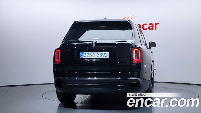 Rolls-Royce Cullinan из Кореи Encar