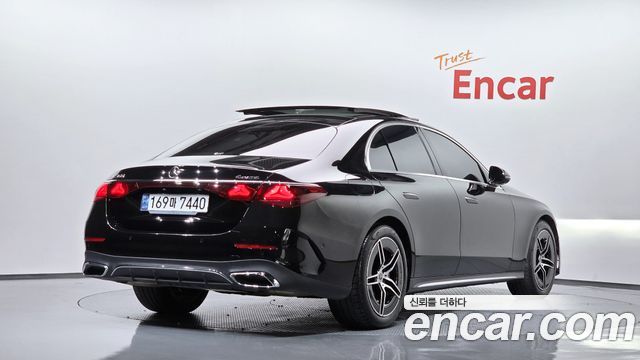Mercedes-Benz E-Class E300 4MATIC AMG Line — пробег 29 985 км — фото 2 из 5