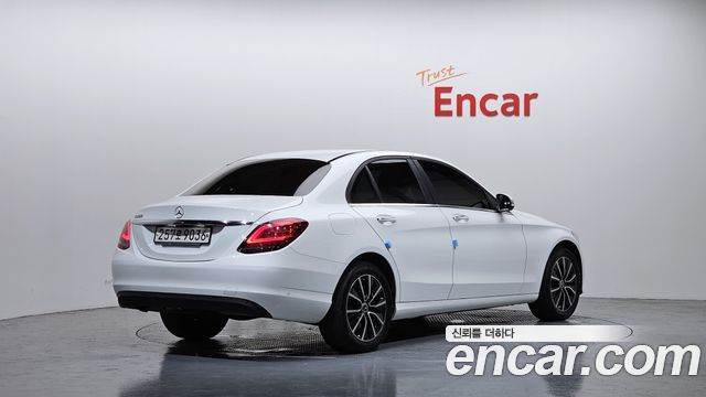 Mercedes-Benz C-Class из Кореи Encar