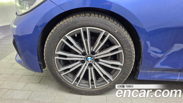 BMW 3-Series из Кореи Encar