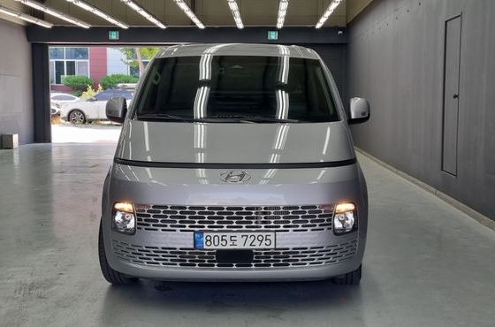 Hyundai Staria Cargo 3-Seater Modern — пробег 146 800 км — фото 3 из 5