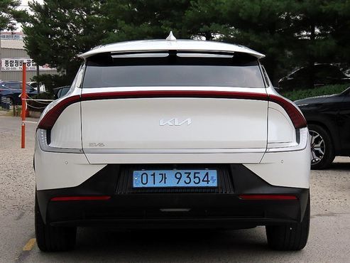 Kia EV6 Long Range Air — пробег 80 805 км — фото 4 из 5