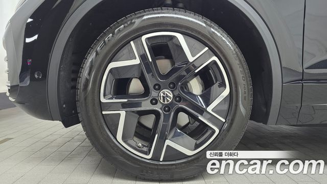 Volkswagen Touareg из Кореи Encar