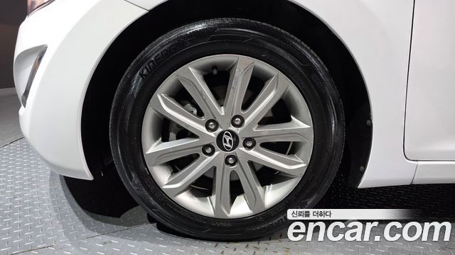 Hyundai AVANTE из Кореи Encar