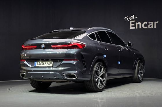 BMW X6 xDrive40i M Sport — пробег 124 447 км — фото 2 из 5