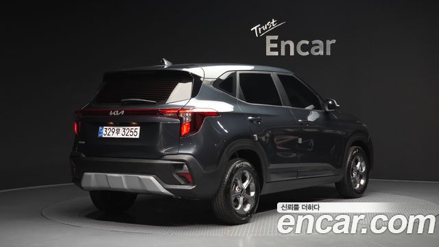 Kia Seltos из Кореи Encar