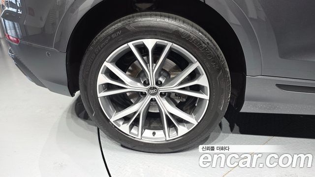 Audi Q8 из Кореи Encar