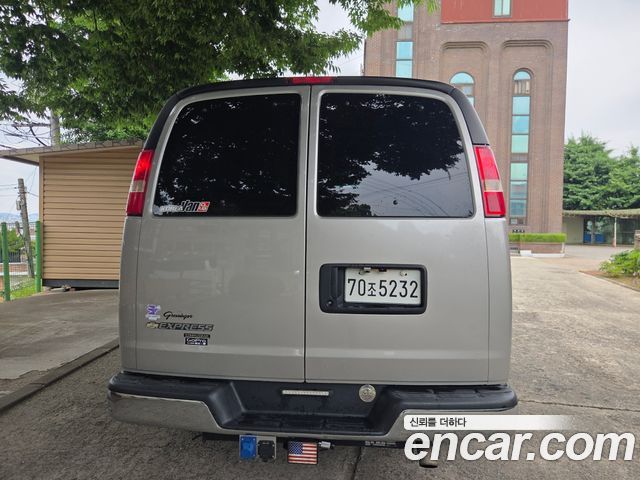 Chevrolet Express Van из Кореи Encar