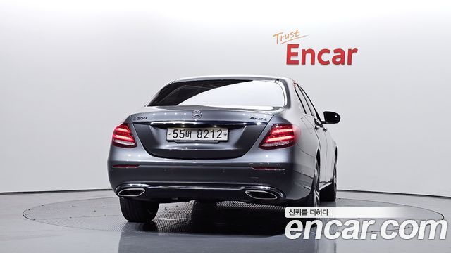 Mercedes-Benz E-Class из Кореи Encar