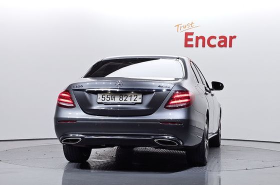 Mercedes-Benz E-Class E300 4MATIC Avnatgarde — пробег 128 330 км — фото 4 из 5
