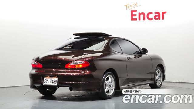 Hyundai Tiburon 2.0 SRX — пробег 201 927 км — фото 2 из 5