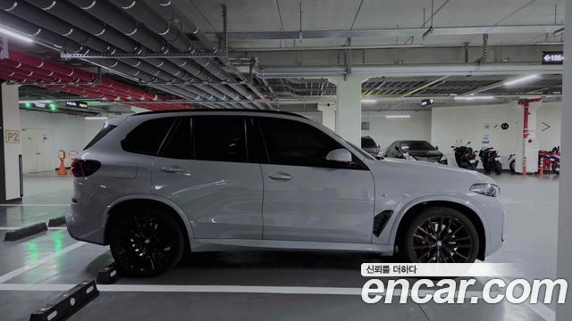 BMW X5 xDrive 40d M Sport Online Exclusive Editon — пробег 4 800 км — фото 1 из 5