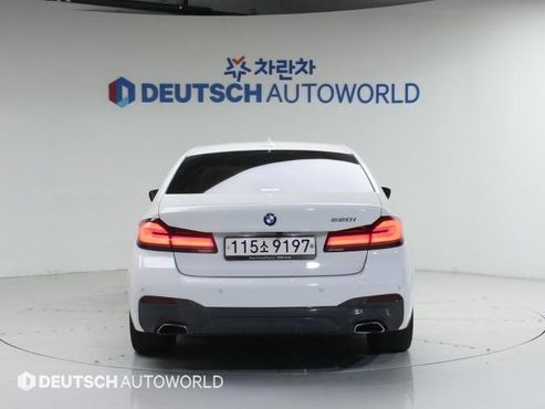 BMW 5-Series 520i M Sport — пробег 113 144 км — фото 4 из 5