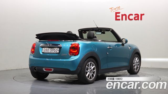 Mini Cooper Convertible Standard 3rd Generation — пробег 47 931 км — фото 2 из 5