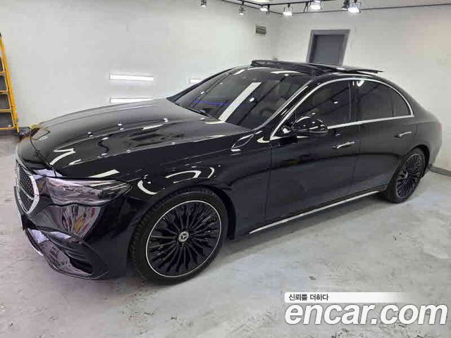 Mercedes-Benz E-Class E300 4MATIC AMG Line — пробег 8 978 км — фото 3 из 5