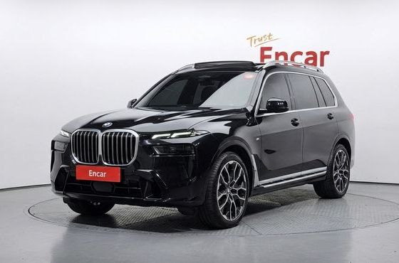 BMW X7 xDrive 40i M Sport 6STR — пробег 11 262 км — фото 1 из 5