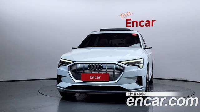 Audi e-tron из Кореи Encar