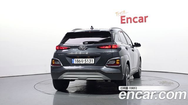 Hyundai Kona из Кореи Encar