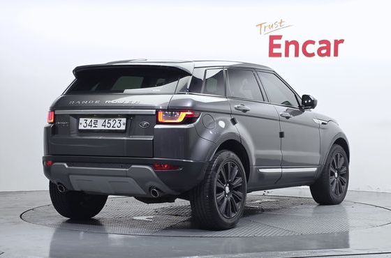 Land Rover Range Rover Evoque 2.0 TD4 HSE — пробег 68 661 км — фото 2 из 5