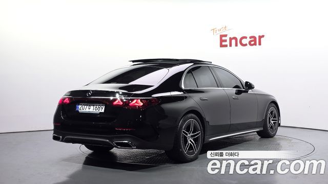 Mercedes-Benz E-Class E300 4MATIC AMG Line — пробег 14 675 км — фото 2 из 5