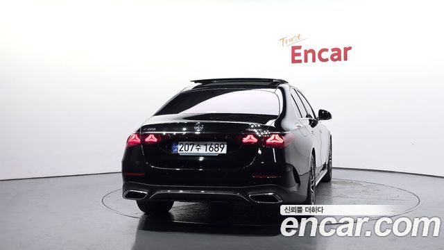 Mercedes-Benz E-Class E300 4MATIC AMG Line — пробег 14 675 км — фото 4 из 5