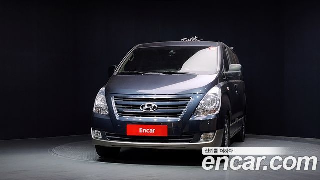 Hyundai Starex 11-Seater Wagon Modern Special — пробег 141 455 км — фото 3 из 5