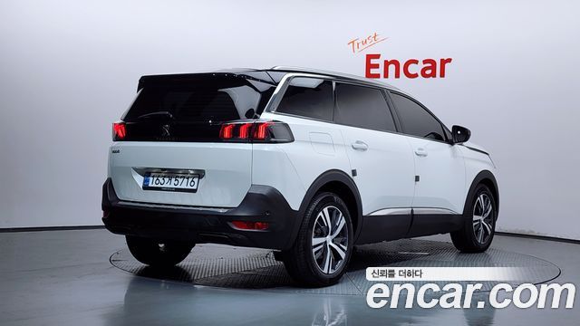Peugeot 5008 из Кореи Encar