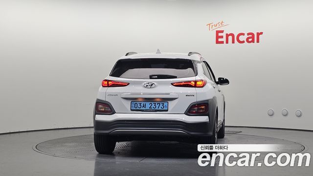 Hyundai Kona из Кореи Encar