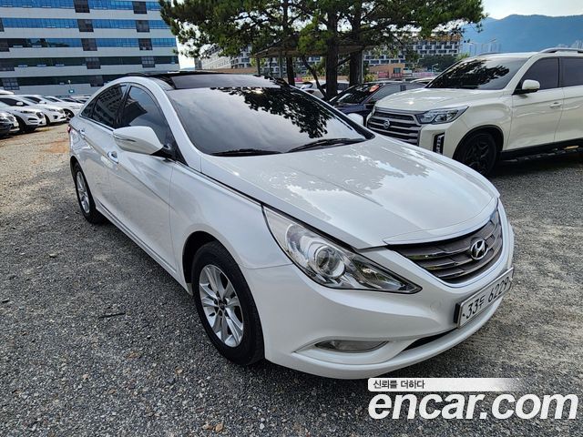 Hyundai Sonata LPi Top — пробег 202 538 км — фото 3 из 5