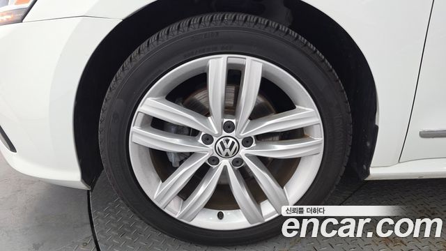 Volkswagen Passat 2.0 TSI B7 — пробег 79 787 км — фото 5 из 5