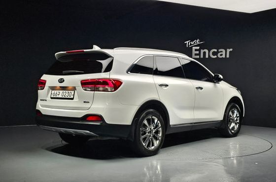 Kia Sorento Diesel 2.0 2WD Prestige — пробег 84 532 км — фото 2 из 5