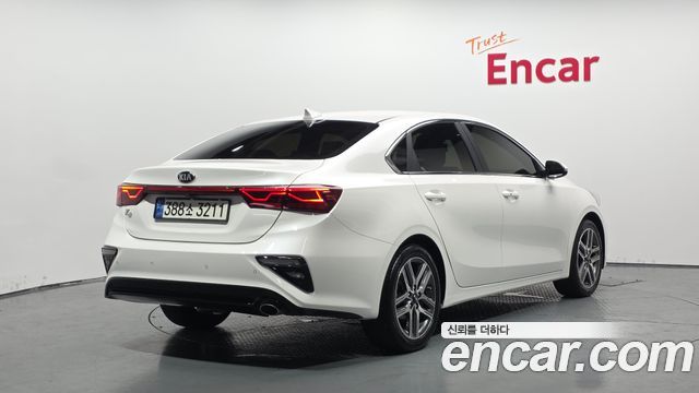Kia K3 из Кореи Encar