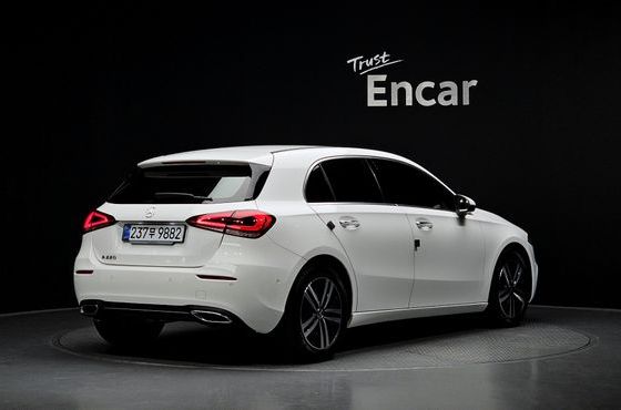 Mercedes-Benz A-Class A220 Hatchback — пробег 33 053 км — фото 2 из 5