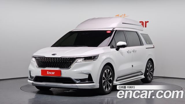 Kia Carnival 9-Seater Hi-Limousine Signature — пробег 82 413 км — фото 1 из 5