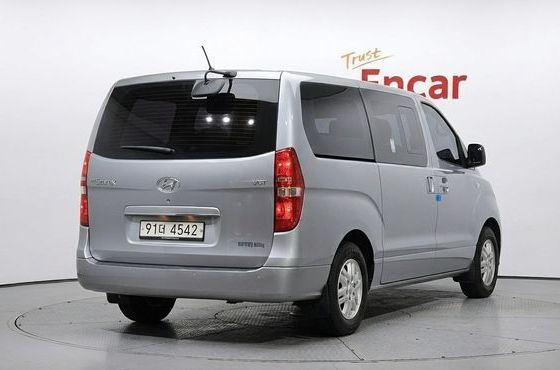Hyundai Starex Van 5-Seater Modern — пробег 88 939 км — фото 2 из 5