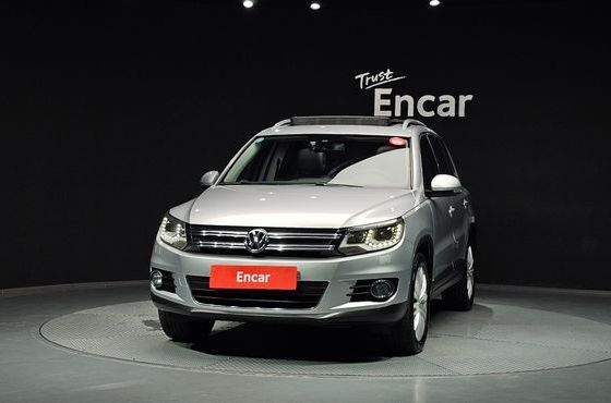 Volkswagen Tiguan 2.0 TDI Premium 5N — пробег 90 630 км — фото 3 из 5