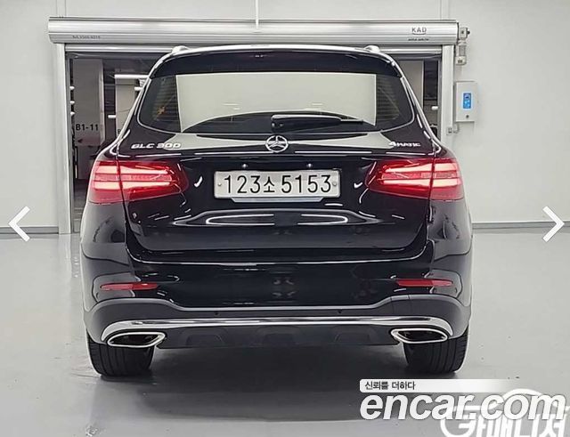 Mercedes-Benz GLC-Class GLC300 4MATIC AMG Line — пробег 93 723 км — фото 4 из 5