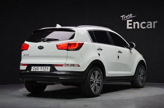 Kia Sportage Diesel 2WD Noblesse — пробег 210 874 км — фото 2 из 5