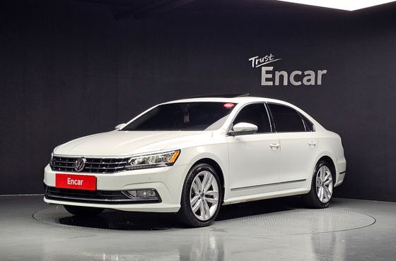 Volkswagen Passat 2.0 TSI B7 — пробег 73 924 км — фото 1 из 5