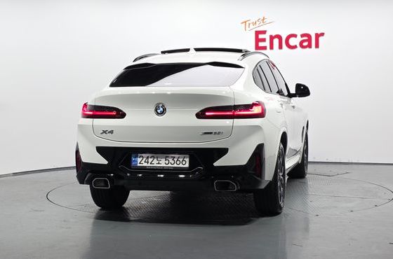 BMW X4 xDrive20i M Sport — пробег 23 766 км — фото 4 из 5