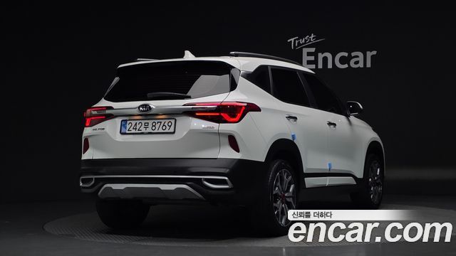 Kia Seltos из Кореи Encar